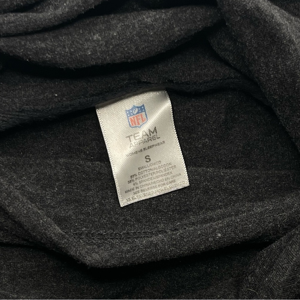 NFL Team Apparel Long Sleeve Turtleneck Size S - Picture 3 of 4